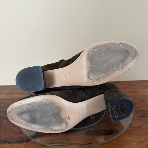 AGL Suede Block Heel Ankle Boot - Picture 13 of 16